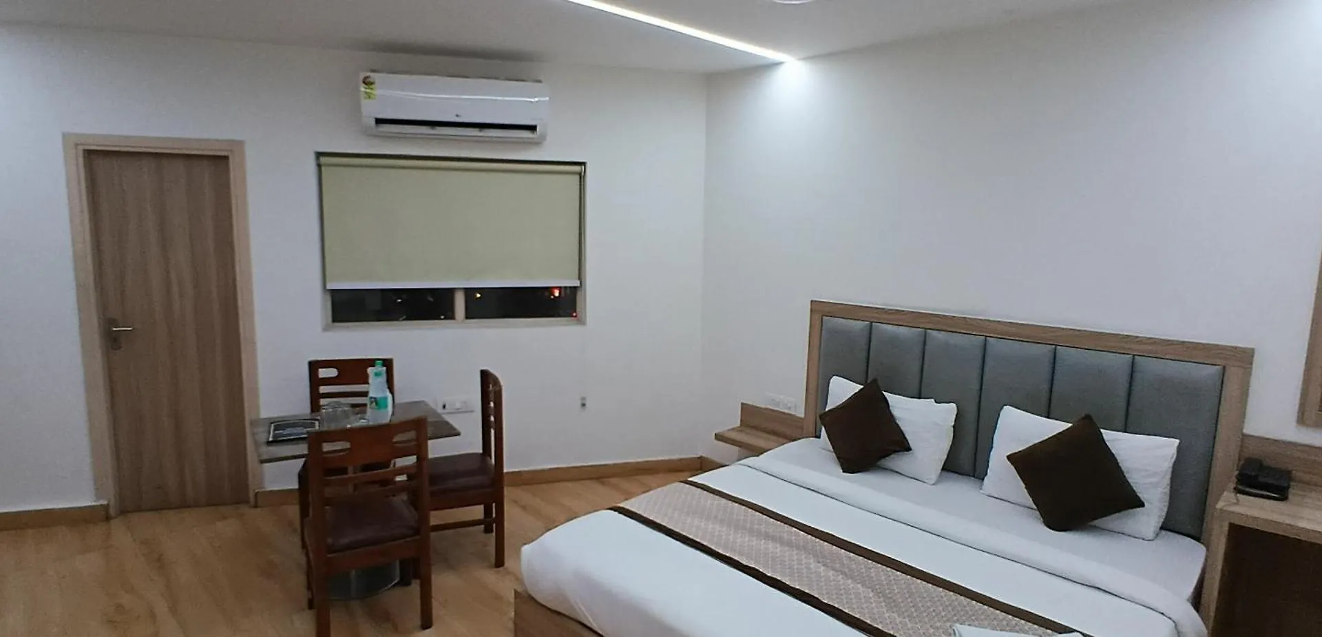 Hotel The Metropolitan Inn Igi Airport New Delhi 4*,  India